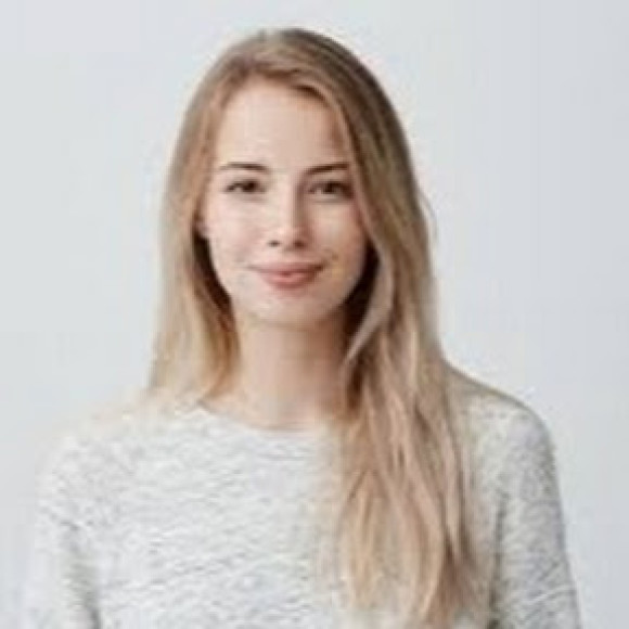 Profile picture of Amelia Xrose