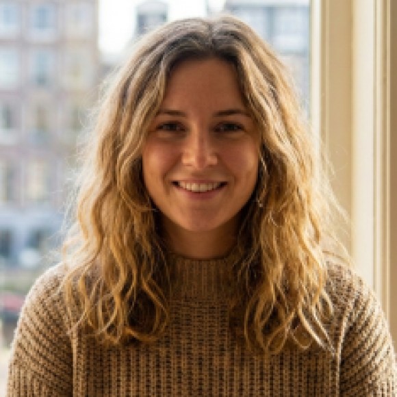 Profile picture of Julia winkler